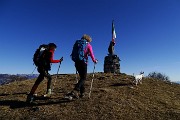 42 Alla Madonnina dei Canti (1463 m)